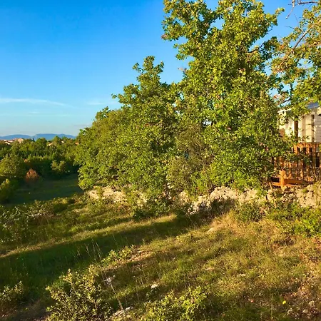 Le Clos Des Capitelles Campingplatz