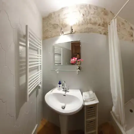 Le Clos Des Capitelles Campingplatz *