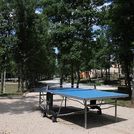 Le Clos Des Capitelles مكان تخييم Saint-Privat-de-Champclos