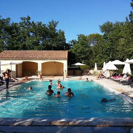 Le Clos Des Capitelles Camping Saint-Privat-de-Champclos