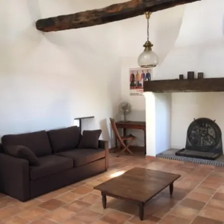 مكان تخييم Le Clos Des Capitelles Saint-Privat-de-Champclos