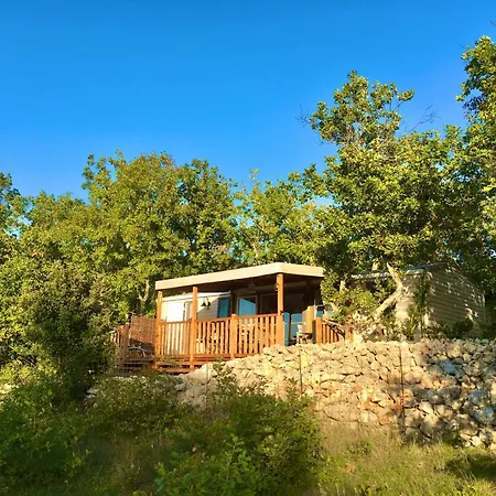 Le Clos Des Capitelles Campingplatz *