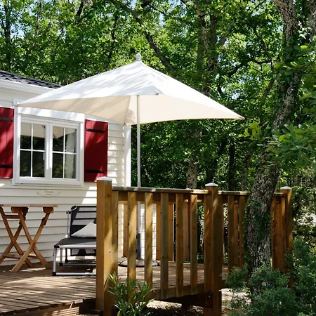 Kamp alanı Domaine Le Clos Des Capitelles *
